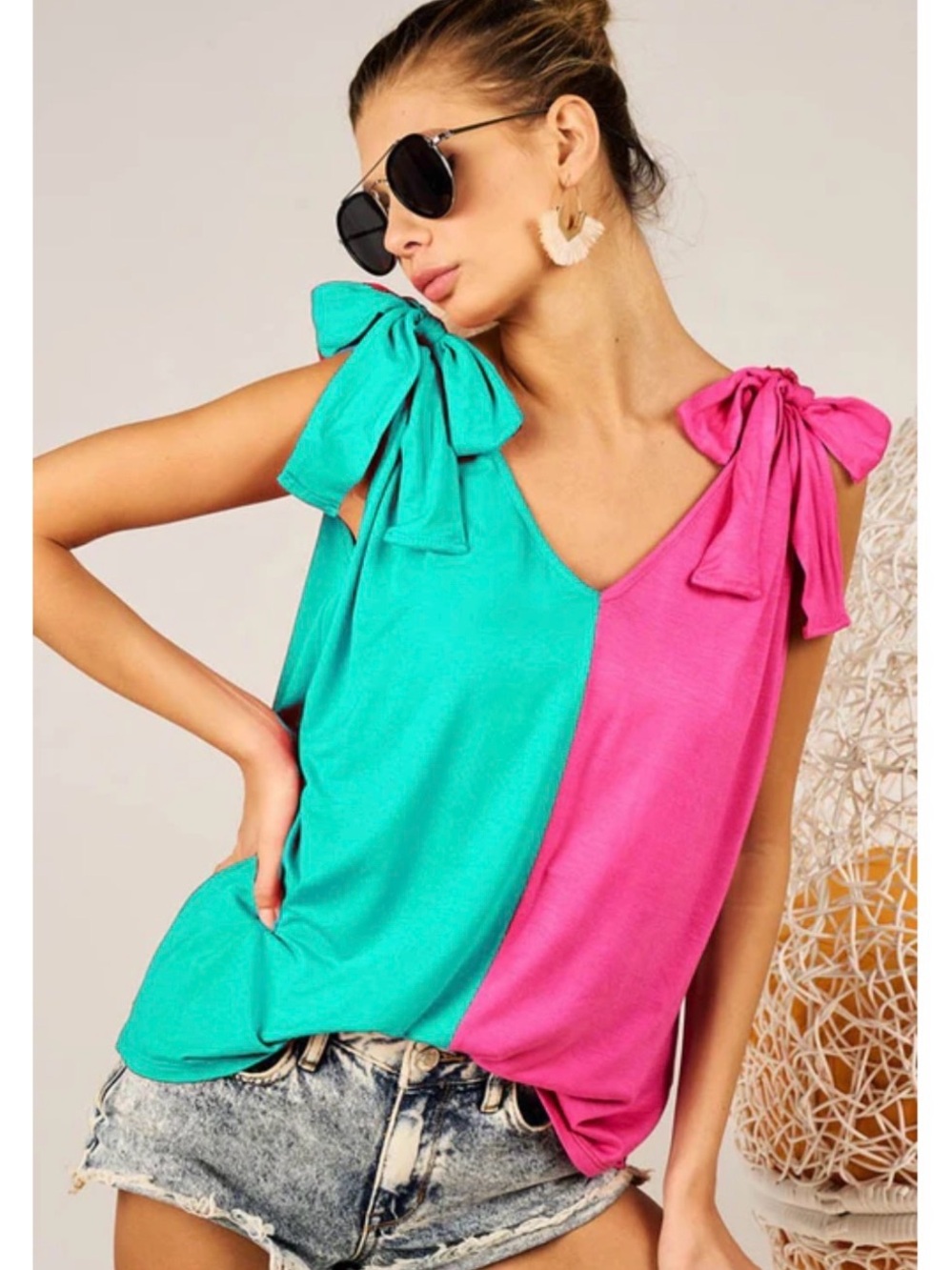 BiBi Two-Tone Bow Shoulder Tank Top in Pink & Teal